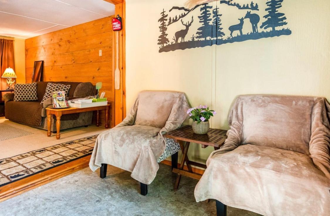 Pocono Cabin With Private Pool At Shawnee Mtn إيست سترودسبورغ المظهر الخارجي الصورة