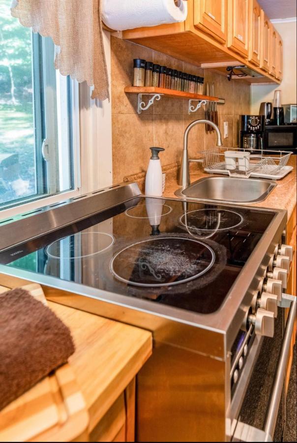 Pocono Cabin With Private Pool At Shawnee Mtn إيست سترودسبورغ المظهر الخارجي الصورة