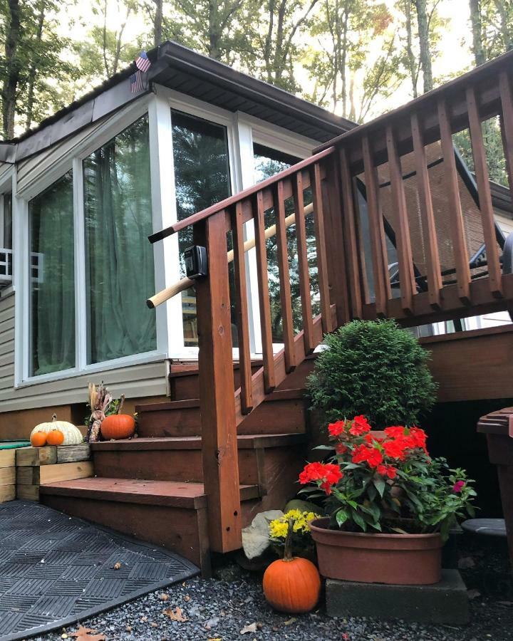 Pocono Cabin With Private Pool At Shawnee Mtn إيست سترودسبورغ المظهر الخارجي الصورة